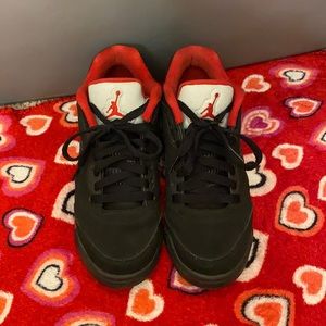 Jordan 5s low sz 4.5 (gradeschool)